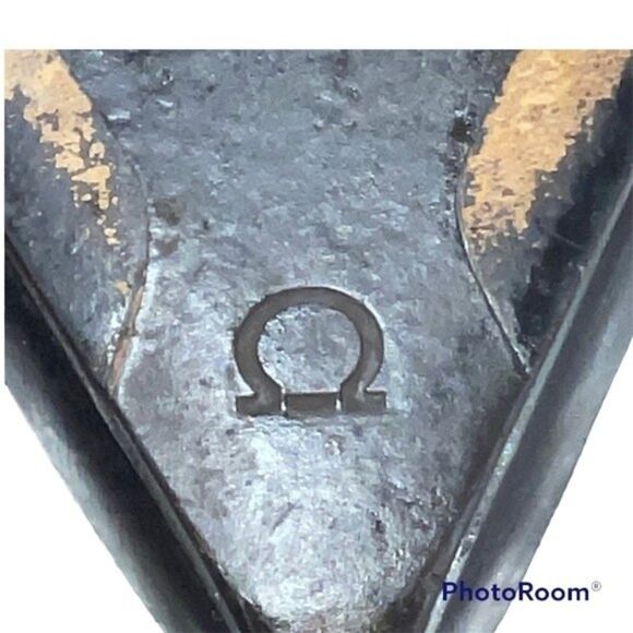 Vintage Salvatore Ferragamo Pointed Toe Kitten Heels - Picture 11 of 12